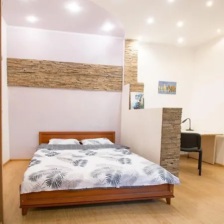 Near The Opera Theatre Apartman Lviv